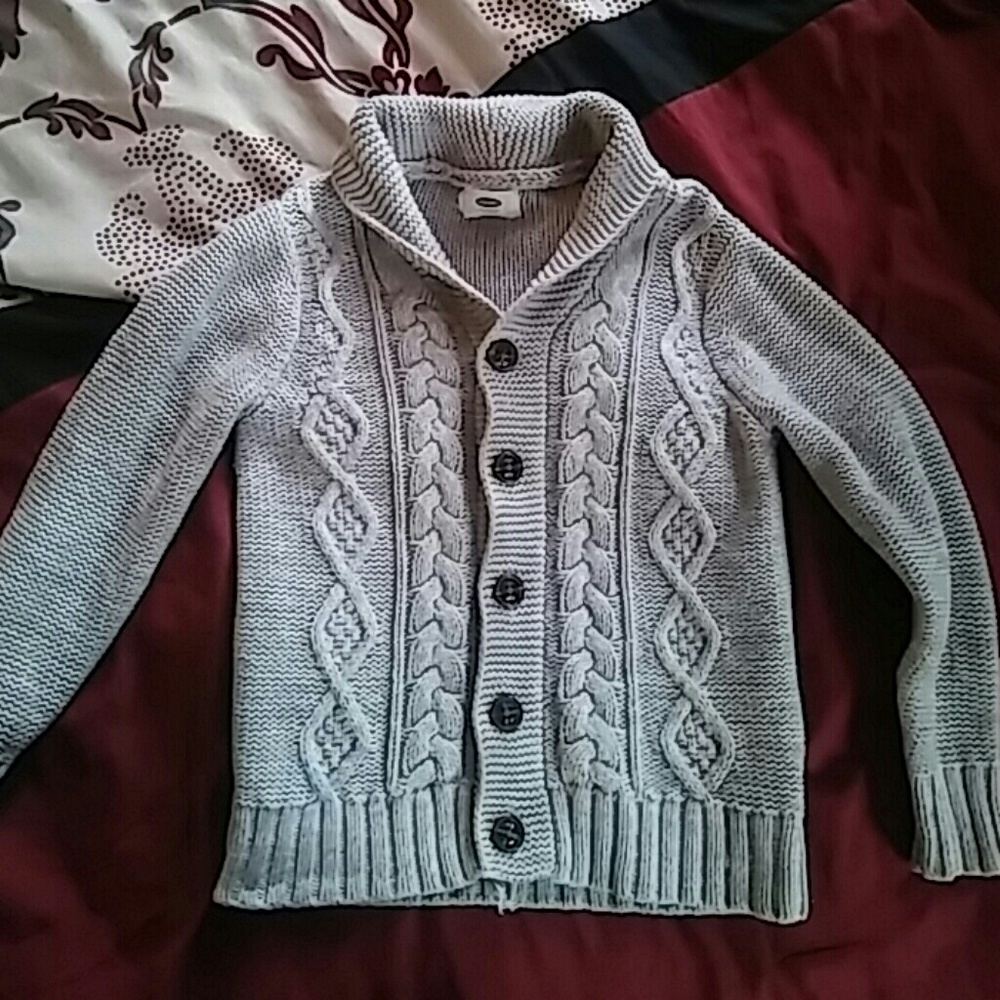Boys size 5 knit cardigan